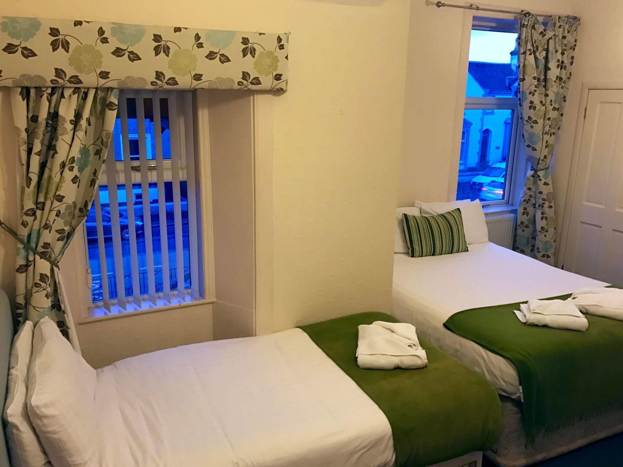 Glenlossie Guest House Dumfries Zewnętrze zdjęcie