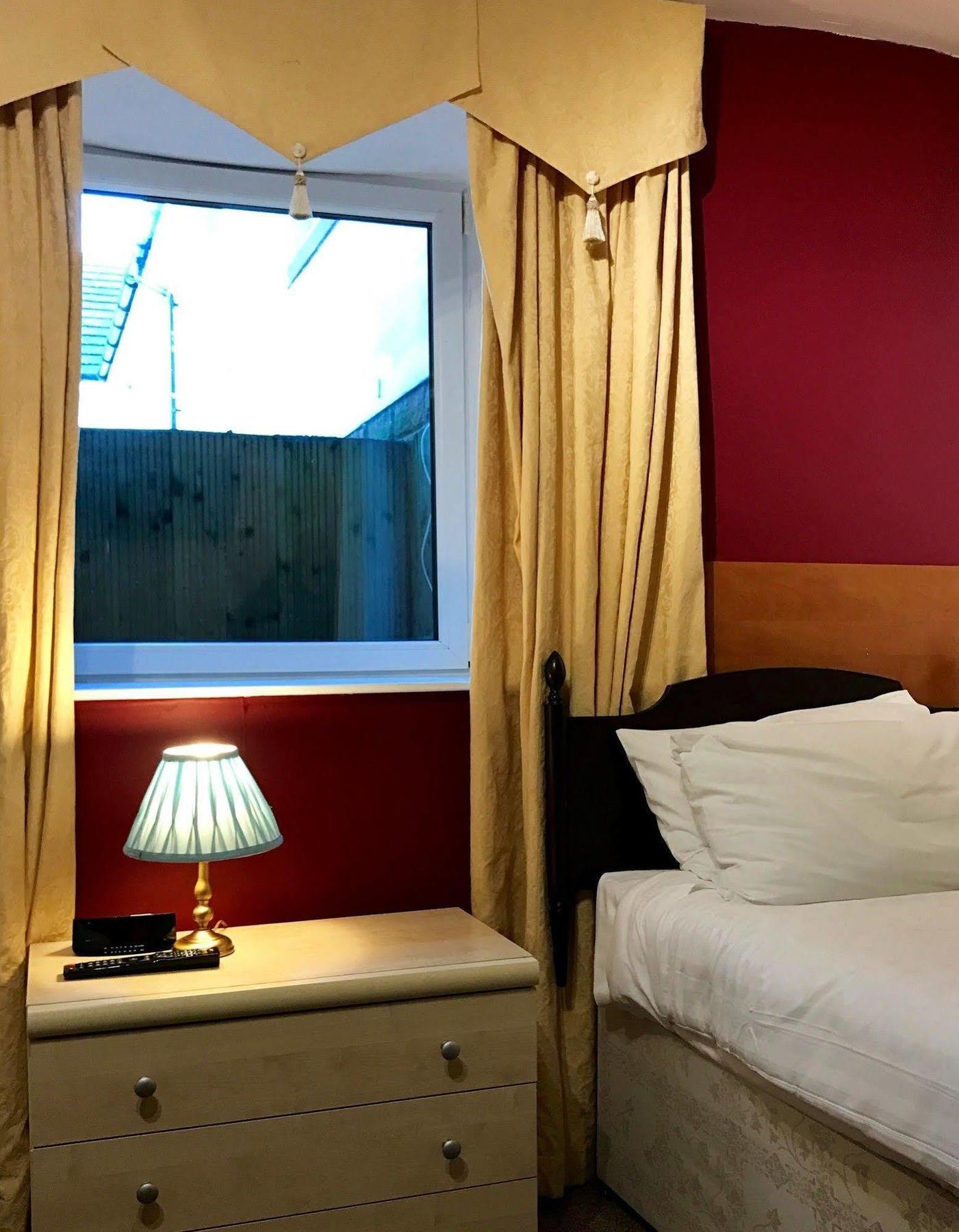 Glenlossie Guest House Dumfries Zewnętrze zdjęcie